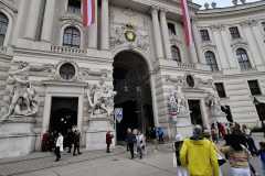 WhatsApp-Image-2025-10-28-at-08.12.38-3 WhatsApp-Image-2025-10-28-at-08.12.38-3